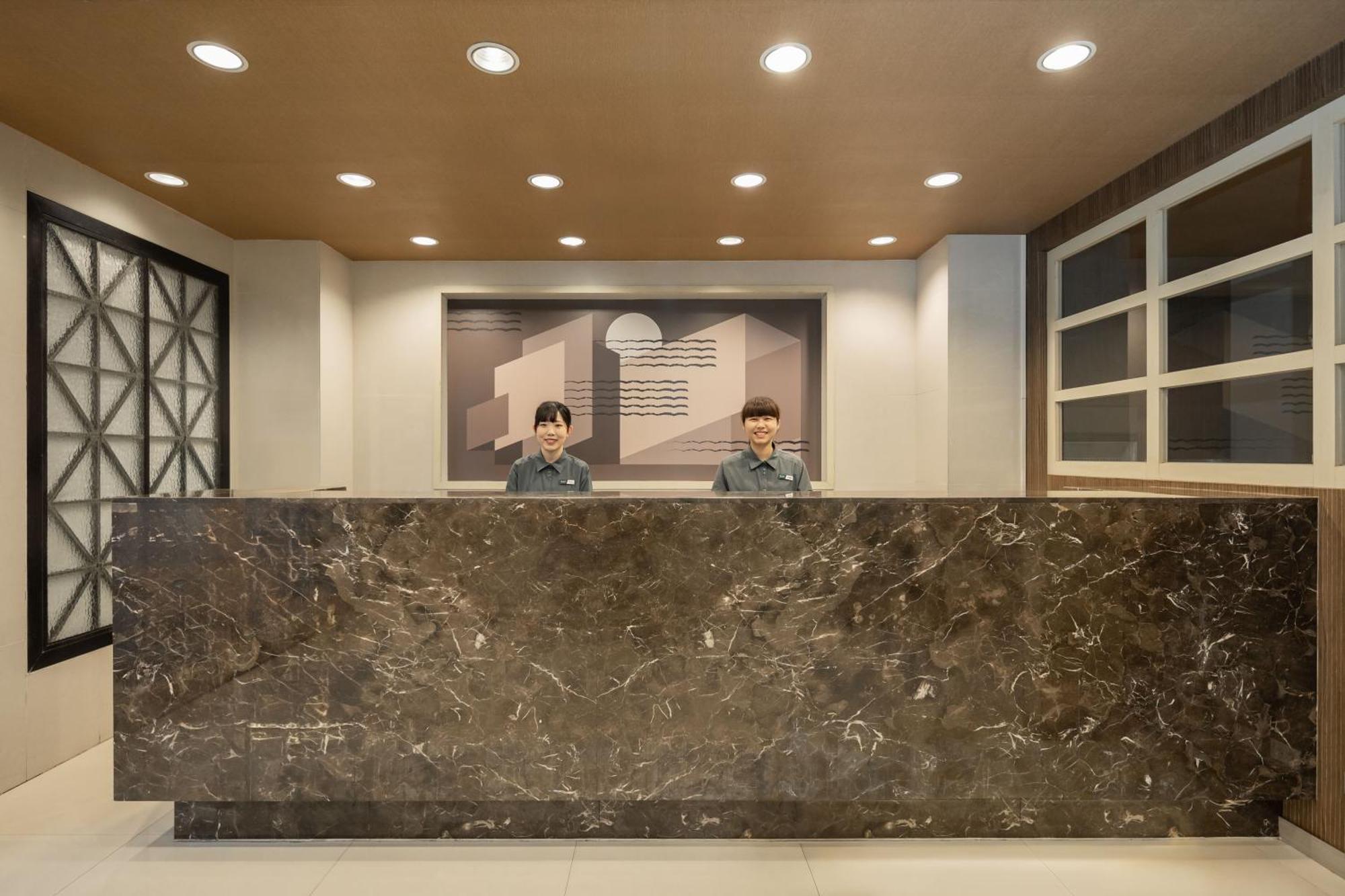 Kindness Hotel - Tainan Minsheng Exterior photo