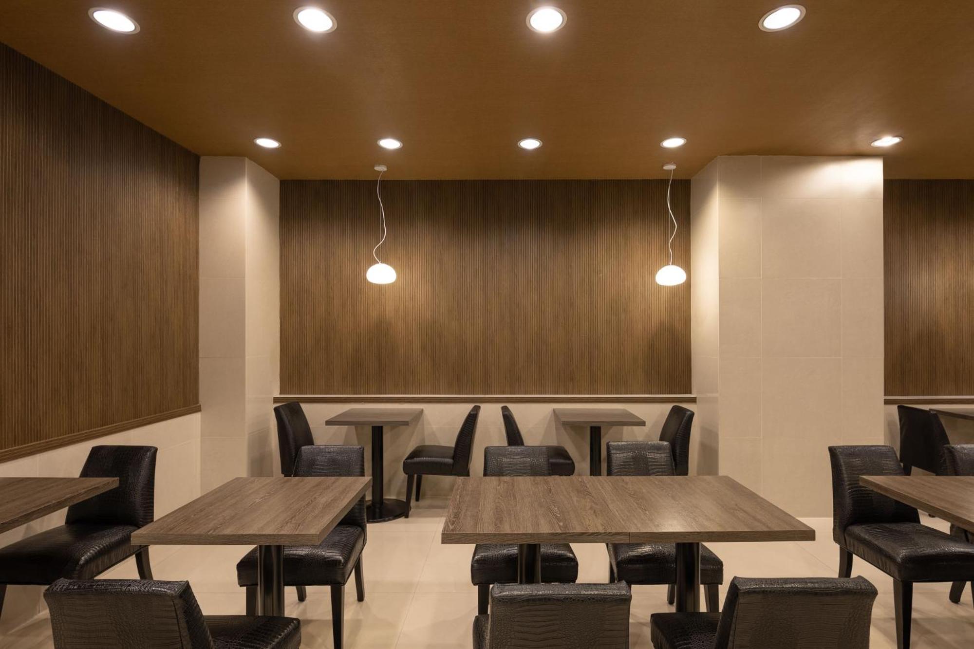 Kindness Hotel - Tainan Minsheng Exterior photo