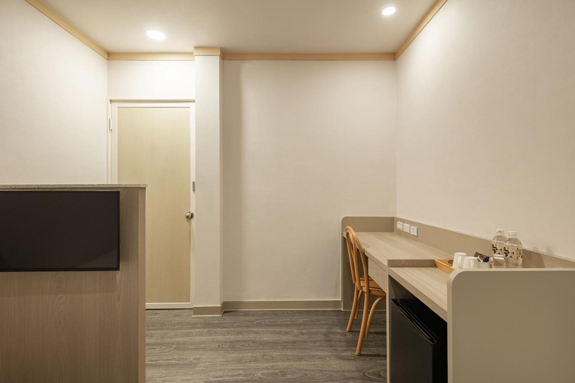 Kindness Hotel - Tainan Minsheng Room photo